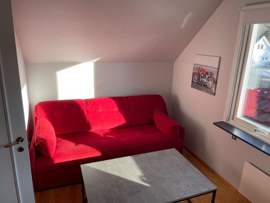 Villa Familjevaenligt Hus Naera Isaberg! à Hestra Extérieur photo