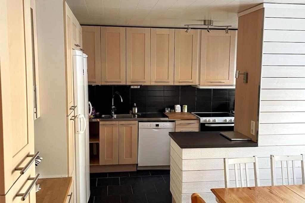 Villa Familjevaenligt Hus Naera Isaberg! à Hestra Extérieur photo